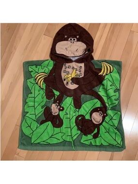 NWOT Kids Fun Monkey Hooded Poncho Beach Towel Cover with Green Leaves